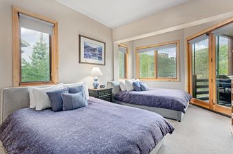 Trails End Lodge 404