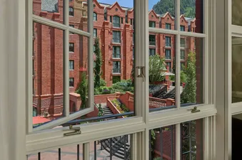 03 View