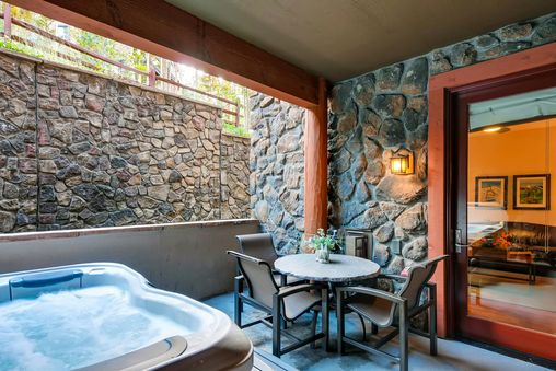 Private Hot Tub