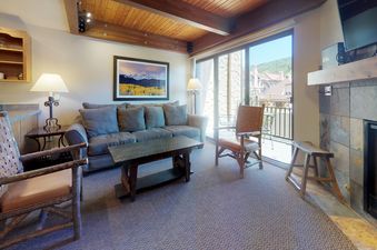 02 Living Room