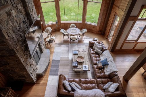 Multiple Fireplaces