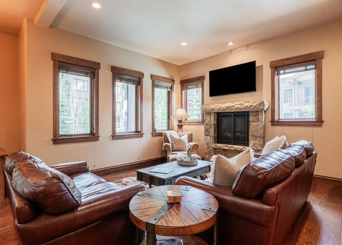 01 Juniper Landing 1108