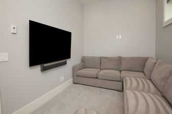 14 Alpine Haus Family Room