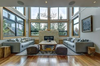 001 Snowridge Views