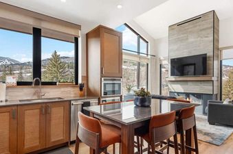 Riverfront Lodge 308
