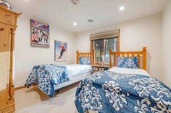 13 Lodge at Lionshead 110-100