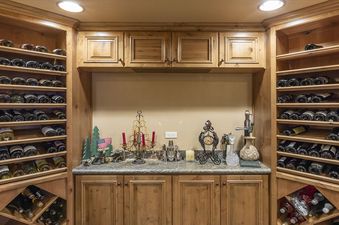 Bearpaw Manor