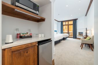 Arrabelle Gondola Loft