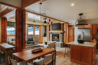 03 Snowcrest Lodge 8515
