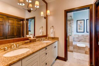 07-Enclave-158-Master-Bathroom-1500x1000-72dpi-1