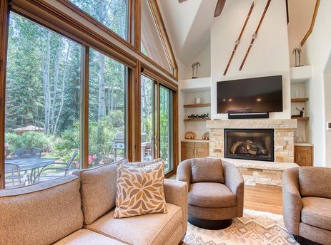 B2 Village Townhouse in Arrowhead Village
