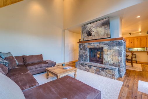 Multiple Fireplaces