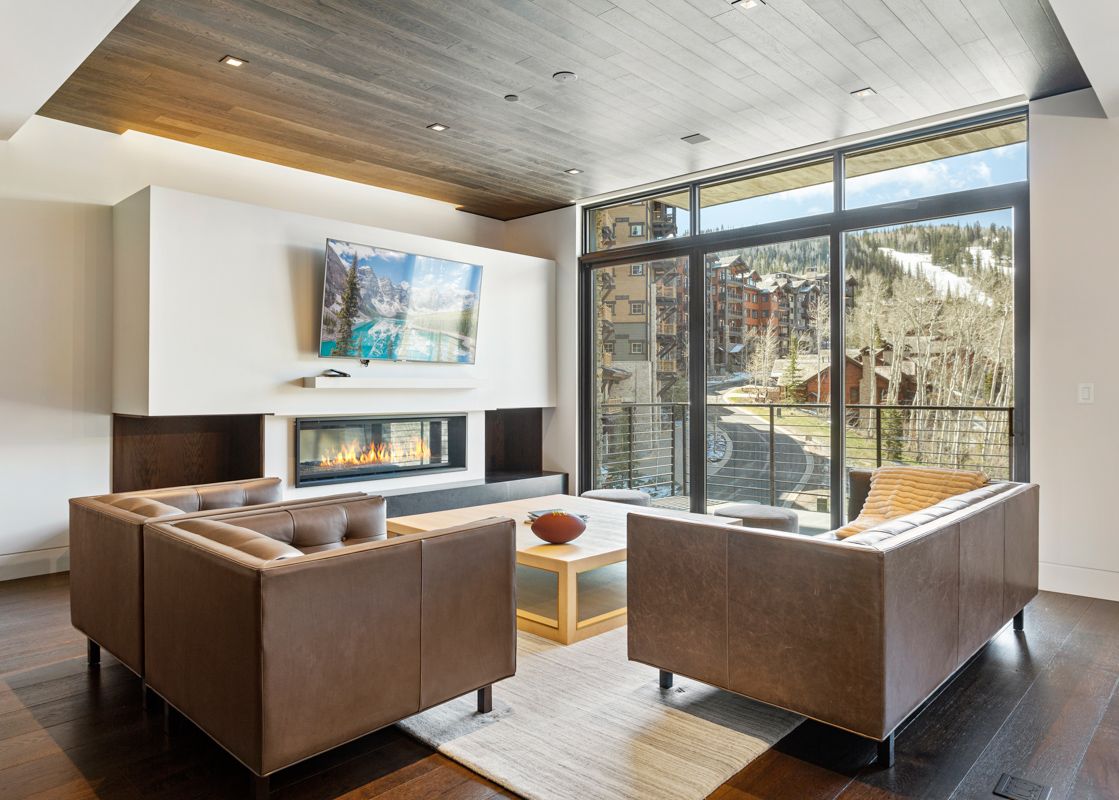 01 Living Room
