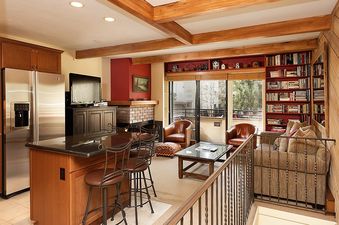 02 Living Area