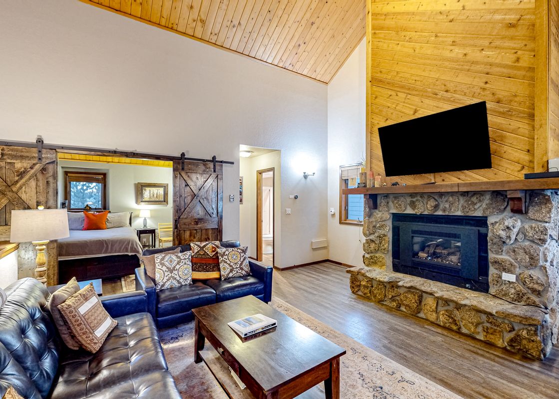 01 Lodgepole Haven