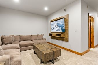 Entertainment Room