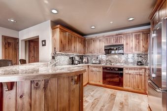 Kitchen 1