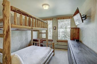 05 Elkhorn Lodge 4 bedroom  Loft