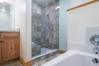 Bear Creek Lodge 309C