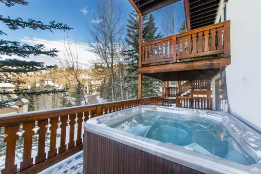 Private Hot Tub