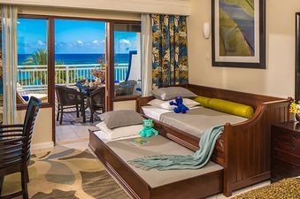 03 Greek Beachfront Concierge Terrace Double OTD