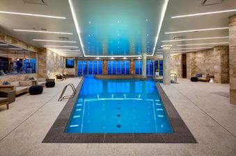 Infinity Pool Indoor