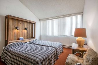 09 Bedroom