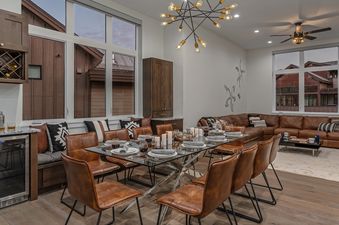 04 Nokota Lodge Dining Area