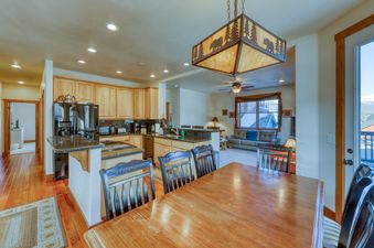 03 Vista Point Home Dining