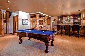 14 Monte Video Recreation Room