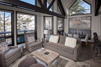 04 Living Room