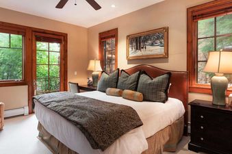 10 Bedroom
