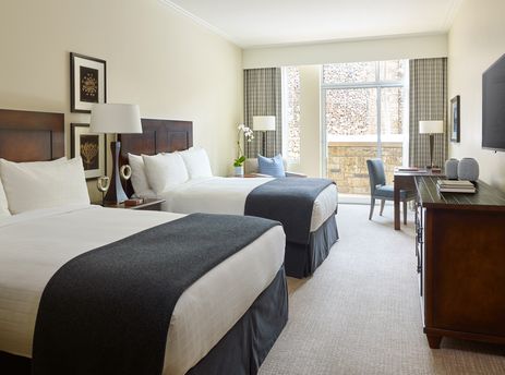 The Little Nell Regular Courtyard Room 2 Queens
