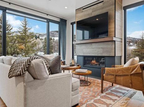 Riverfront Lodge 208