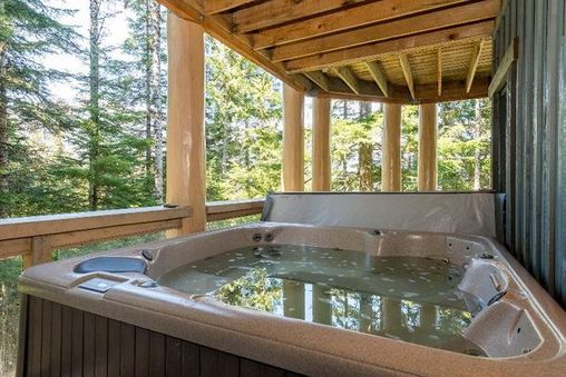 Outdoor Hot Tub