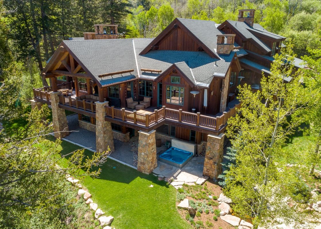 Castle Ridge Above Red Sky Ranch Exterior