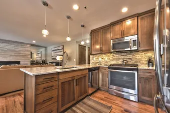 08 All Seasons Fully Equipped Kitchen