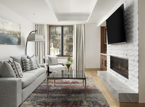 01 Four Seasons 3-bedroom Connecting Suite