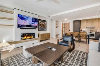 Electric Pass Lodge 203