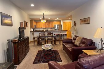 Bear Creek Lodge 108