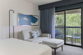Courtyard Denver Golden Guest Room