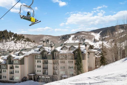 Ski-in/Ski-out