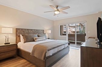 St James Place 216