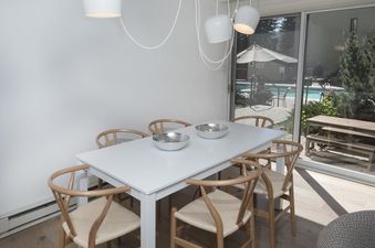 07 Dining