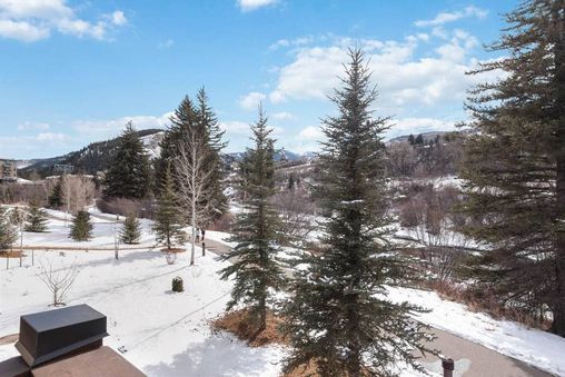 Views of Eagle River towards Beaver Creek