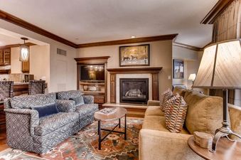 08-Park-Hyatt-Residences-3053