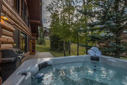Private Hot Tub