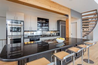 15 Kitchen