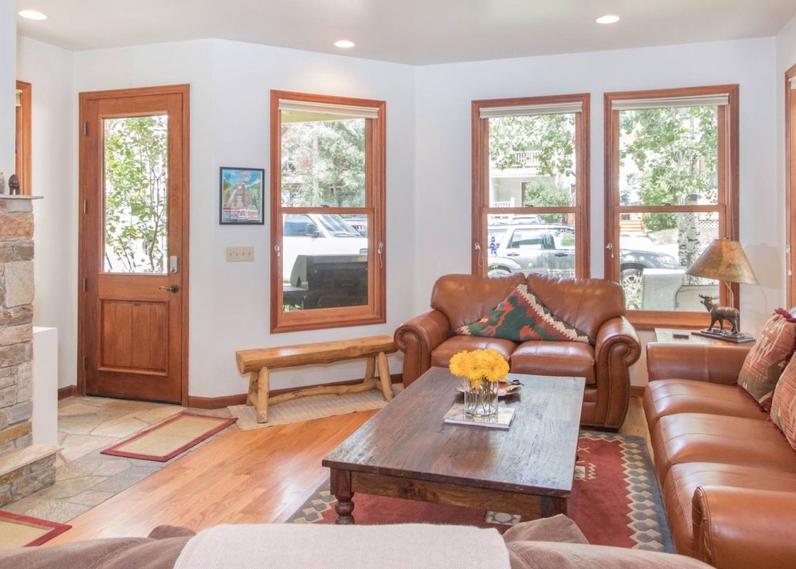 3telluride-pacst514-livingareaw copy