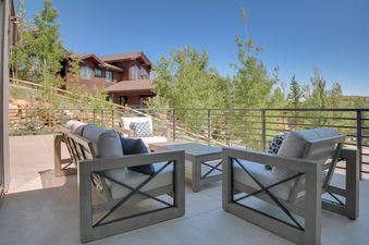23 Sun Ridge Retreat